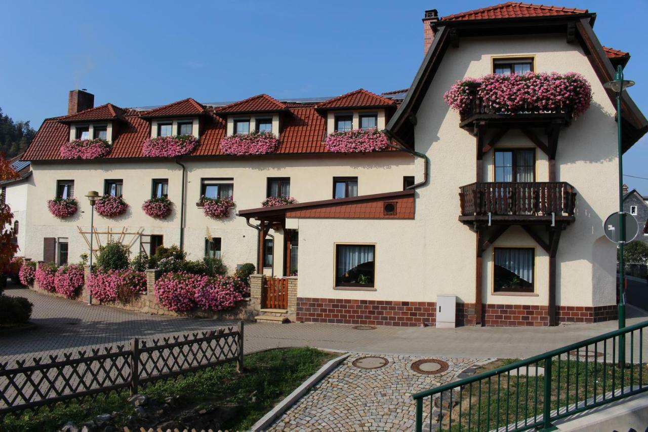 Pension Zur Gruenen Eiche Hotel Kaulsdorf Exterior photo